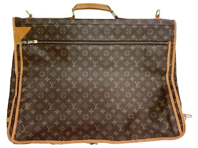 Louis Vuitton Travel bag Brown Cloth  ref.817377