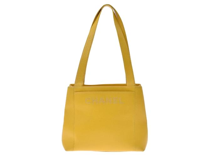 Chanel vintage Amarillo Cuero  ref.818086