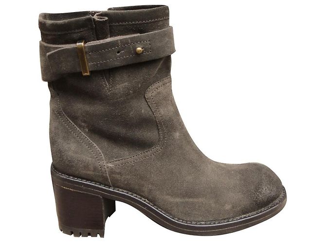 Ann Tuil boots new condition p 37 Brown
