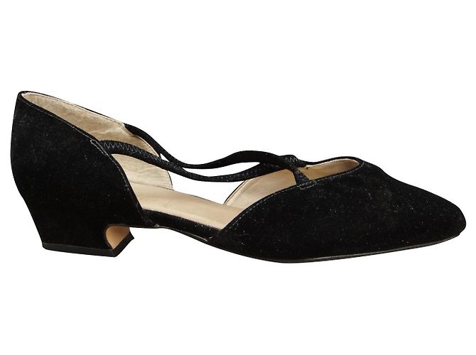 Autre Marque Scarpins Studio veludo preto e couro 38,5