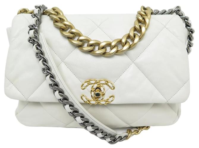 Chanel 19 Chanel handbag 19 LARGE WHITE QUILTED LEATHER WHITE LEATHER HAND  BAG ref.821097 - Joli Closet
