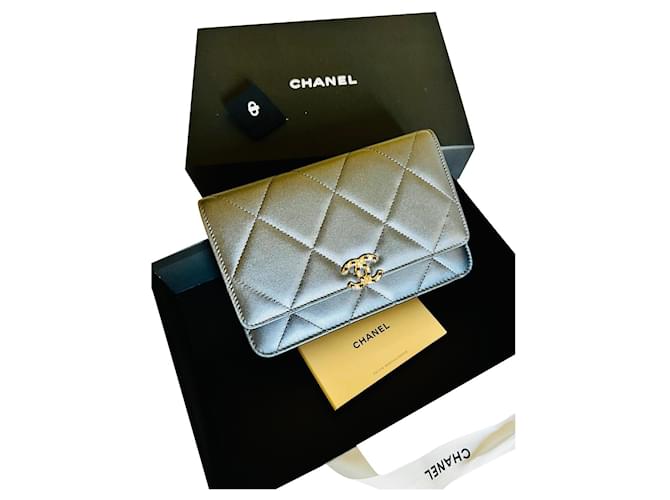 Wallet On Chain WOC CHANEL NEUF Cuir d'agneau Gris anthracite  ref.821152