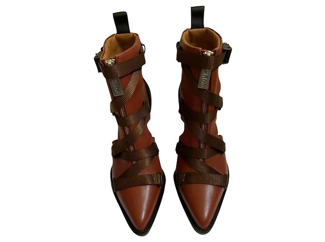 Chloé Leather Ankle Boots Black Light Brown