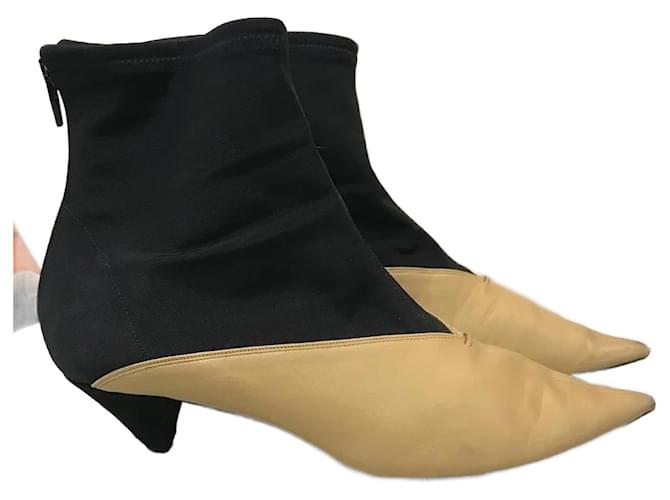 Céline CELINE  Ankle boots T.eu 41 Leather Black  ref.822594