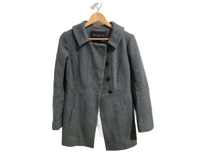 LOUIS VUITTON  Coats T.International M Wool Blue  ref.824705