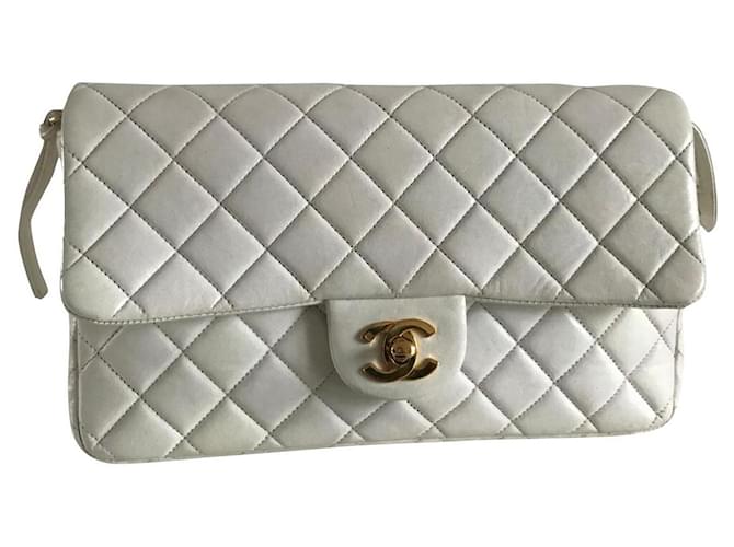Chanel TIMELESS Branco Couro  ref.824873