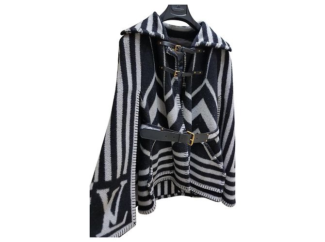 Louis Vuitton Cape Mantel Wolle Grau