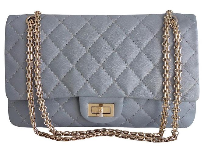 Bolsa Chanel 2.55 Maxi em couro caviar cinza