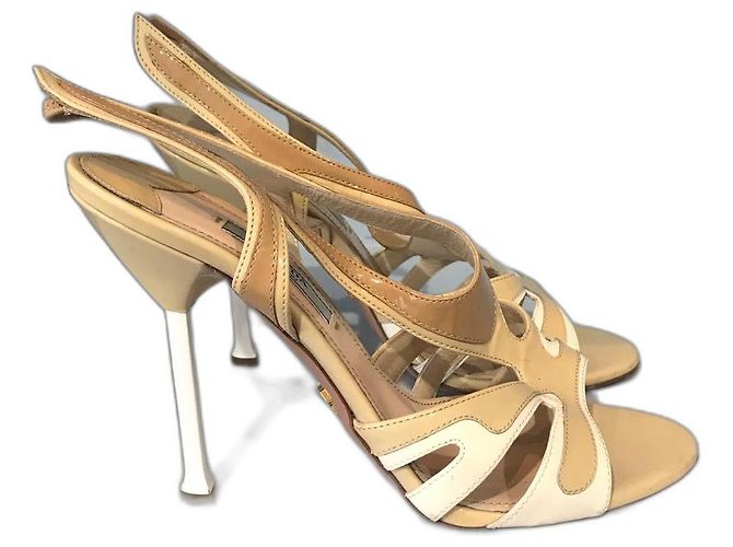 PRADA Sandalen T.EU 37.5 Lackleder Beige