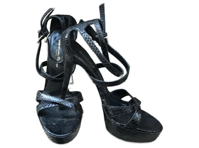 GIANVITO ROSSI  Sandals T.eu 37.5 Exotic leathers Black  ref.826047