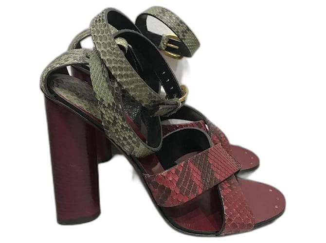 GUCCI  Sandals T.eu 40 Exotic leathers Red  ref.826066
