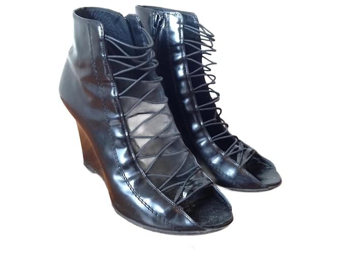GIVENCHY  Ankle boots T.eu 39 Leather Black  ref.826176