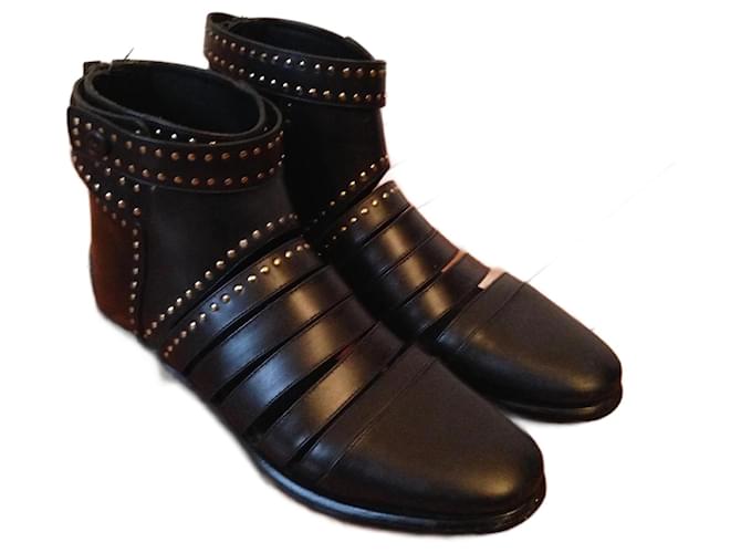 BALENCIAGA  Ankle boots T.eu 37 Leather Black  ref.826179