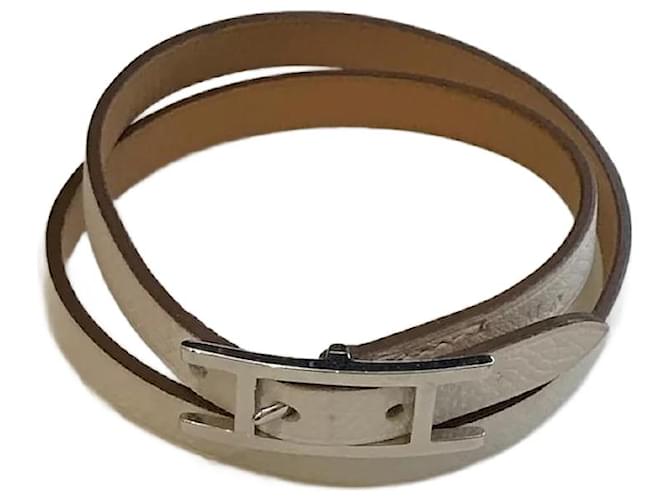 HERMÈS Bracelets T.  cuir de vachette Écru  ref.827233