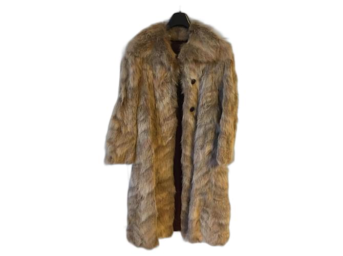 Autre Marque NON SIGNE / UNSIGNED  Coats T.fr 38 Fur Beige  ref.827324