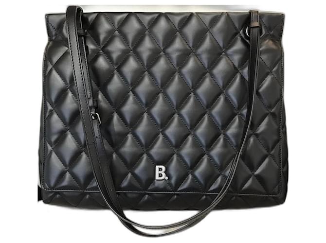 BALENCIAGA  Handbags T.  Leather Black  ref.827371