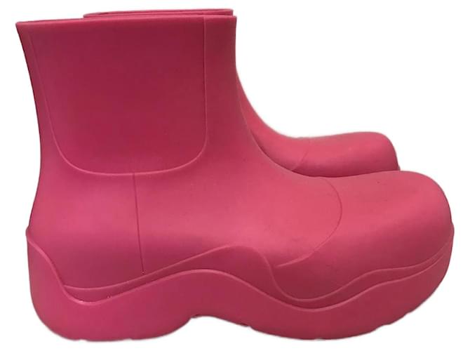 BOTTEGA VENETA  Ankle boots T.eu 37 rubber Pink  ref.827588