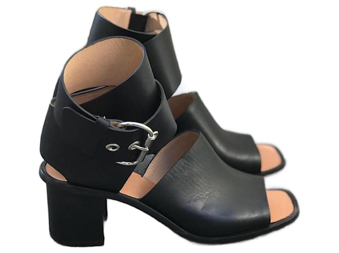 Céline CELINE  Sandals T.eu 37.5 Leather Black  ref.827671