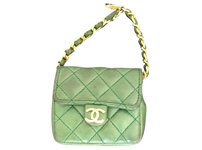 Chanel Bolsas Verde Couro  ref.827999