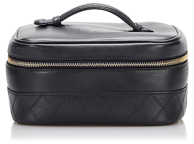 Chanel Black CC Vanity Bag Leather  ref.829223