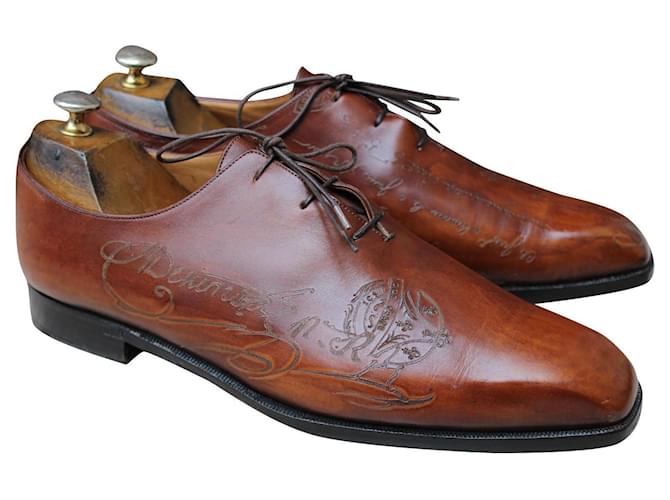 CHAUSSURE BERLUTI ALESSANDRO GALET CUIR SCRITTO 10,5 44,5 SUPER ETAT MEN'S SHOES Marron  ref.829370