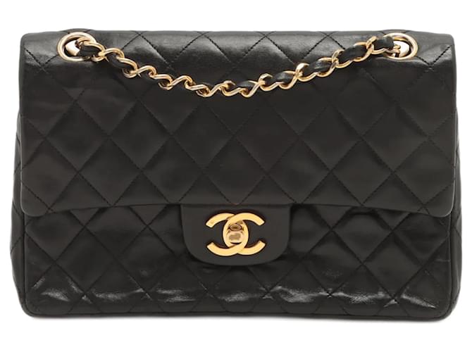 Bolsa Chanel Pequena de Couro Preto com Aba Lona  ref.831882