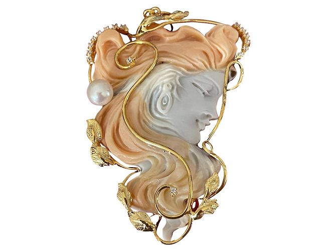 Autre Marque Collar con Pendiente de Camafeo Biton en Oro Amarillo y Vermeil Gold hardware