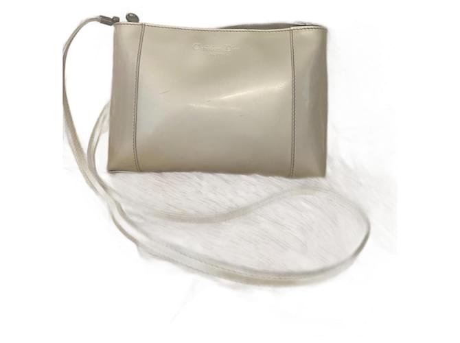 Christian Dior Handtaschen Beige Lackleder  ref.834701