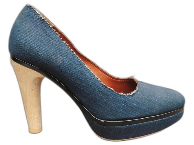 Lanvin Denim and Leather Pumps Blue Size 37.5