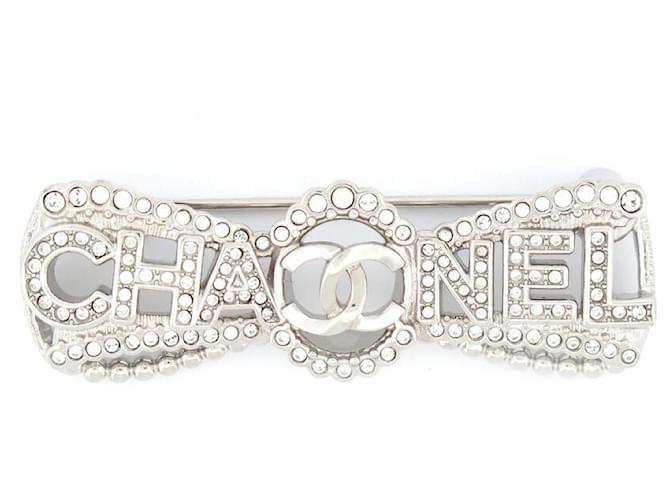 Other jewelry NEW CHANEL BROOCH LOGO CC STRASS SILVER AB9255 b09019 NK116 METAL BROOCH Silvery  ref.834978