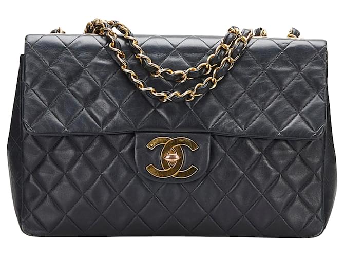 Chanel Timeless Black Leather  ref.840466