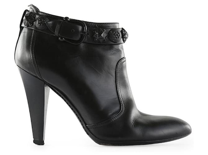 Burberry Black Leather Almond Toe Boots With Studded Ankle Belt  ref.840925