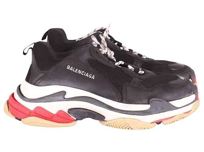Autre Marque Balenciaga Triple S Sneakers in Black Polyurethane Plastic  ref.843846