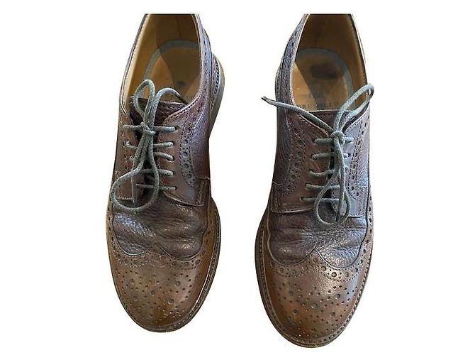 Brunello Cucinelli Sapatos de amarrar em couro marrom escuro