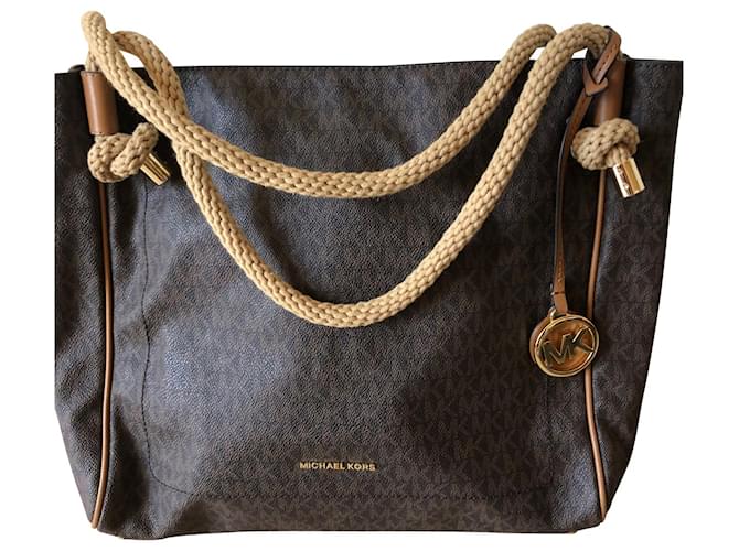 Michael Kors Grand Sac Isla Grab en Cuir Marron ref.844962 Joli Closet