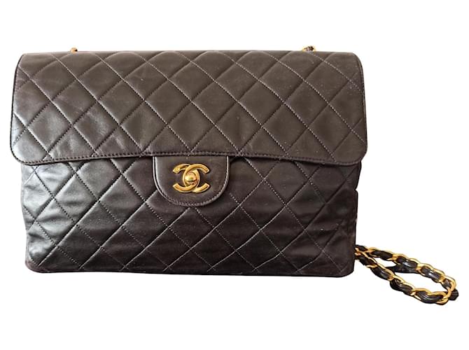 Timeless Bolsa preta vintage atemporal Chanel Preto Couro  ref.845514