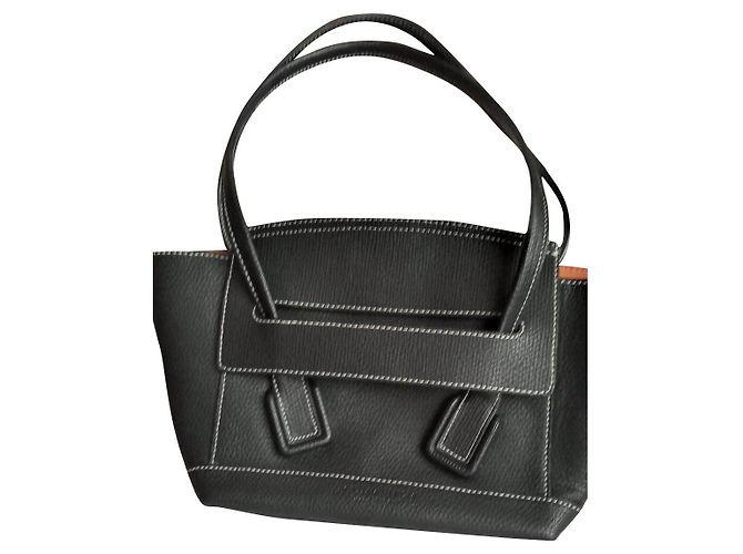 Bottega Veneta arco