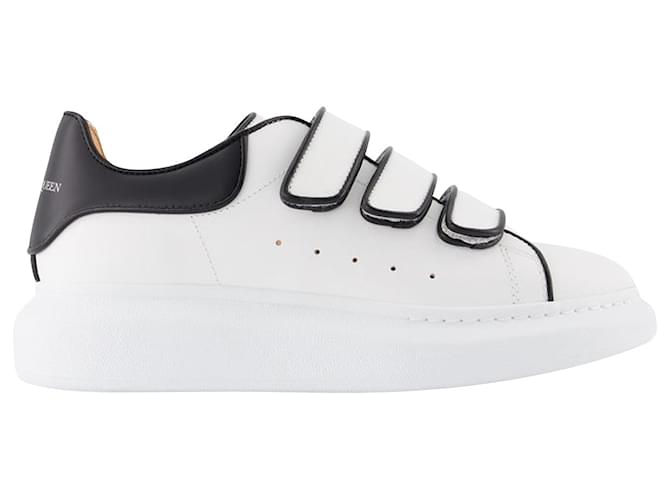 Oversized Sneakers - Alexander Mcqueen - White/Black - Leather  ref.847580