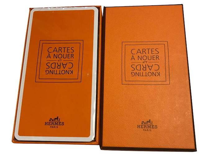 Hermès Cartes à nouer pour Carrés, écharpes et foulards "Sous blister" Orange  ref.847641