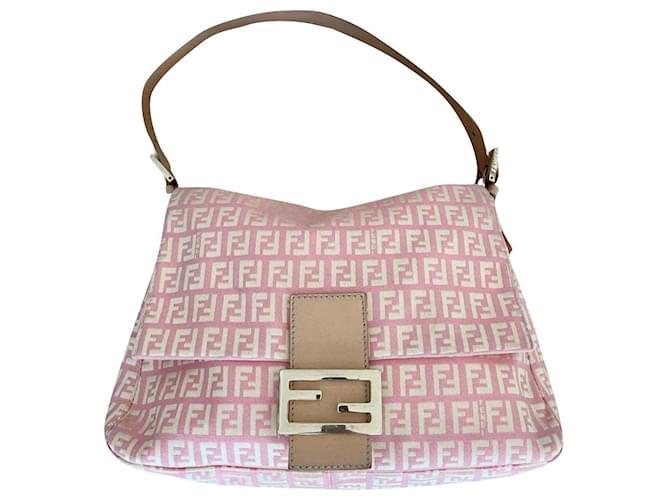 Fendi 'baguette' Shoulder Bag in Pink
