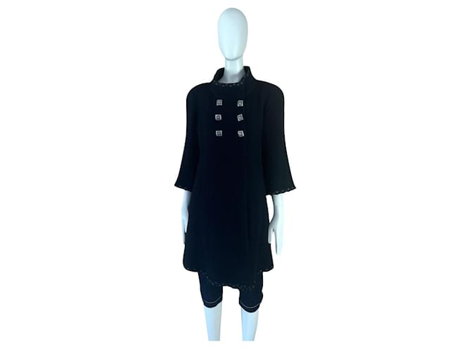 Chanel Cappotto in tweed con bottoni gioiello Nero  ref.848335