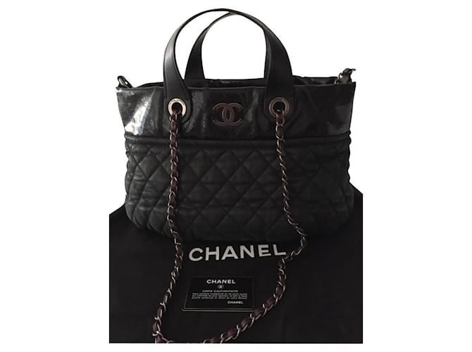 Executive Bolsa de Chanel Negro Cuero  ref.848336
