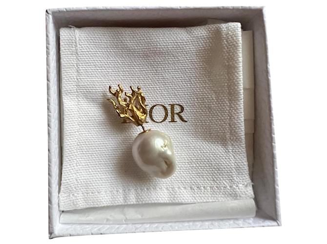 Dior Tribale White Golden Metal Pearl  ref.848922