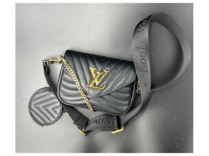 LOUIS VUITTON New Wave Multi Pochette Leather Chain Shoulder Bag Black