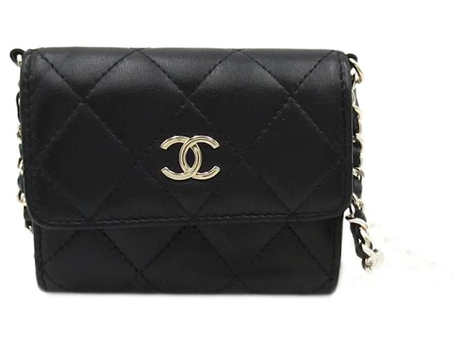 Chanel Pearl Wallet on Chain