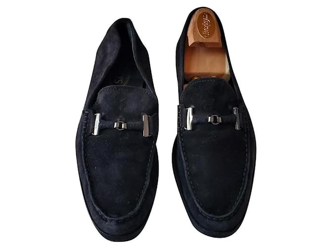 Tod's Loafers Slip ons Black Leather  ref.851244