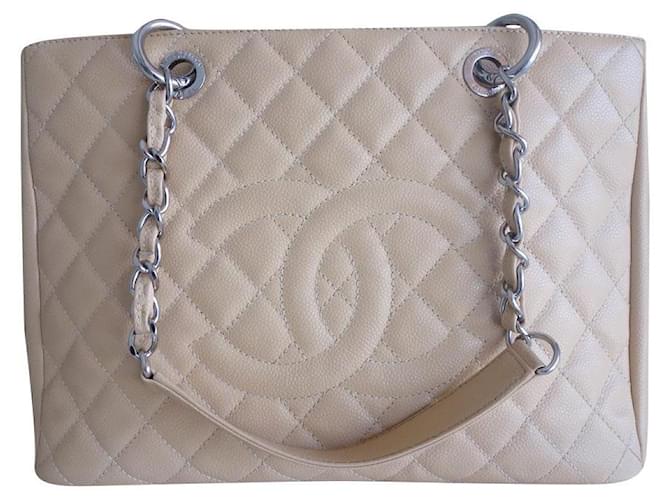 Beige Chanel GST bag Leather ref.851663 - Joli Closet