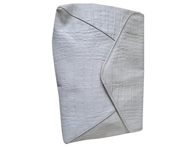 Fendi Clutch bags White Leather  ref.851688