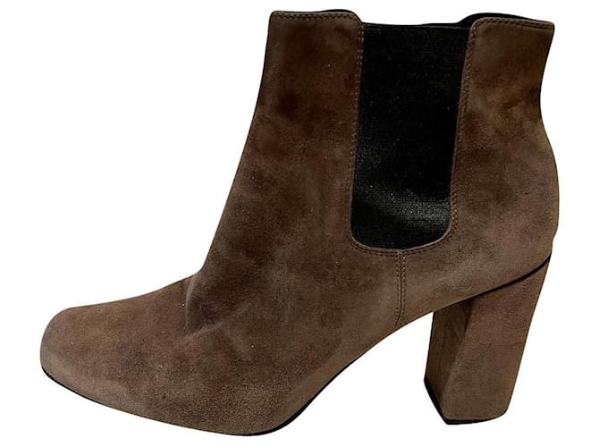 Saint Laurent taupe Chelsea ankle boots Suede  ref.851755