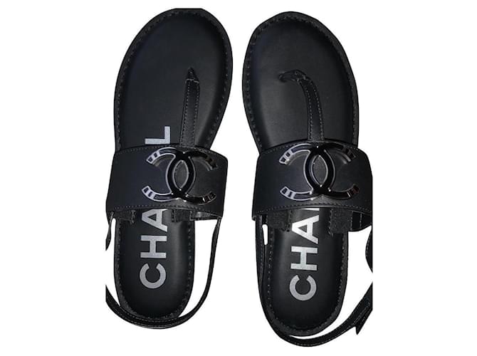 Chanel Des sandales Cuir Noir  ref.851836